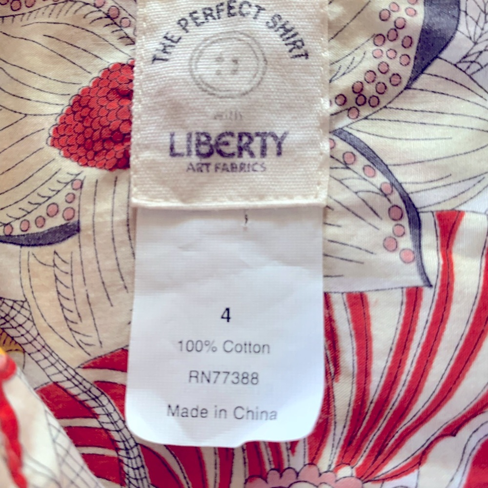 Button down - Picture 2 of 3